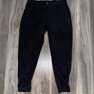 JADE & IVORY—All Black Jogger/Slacks
